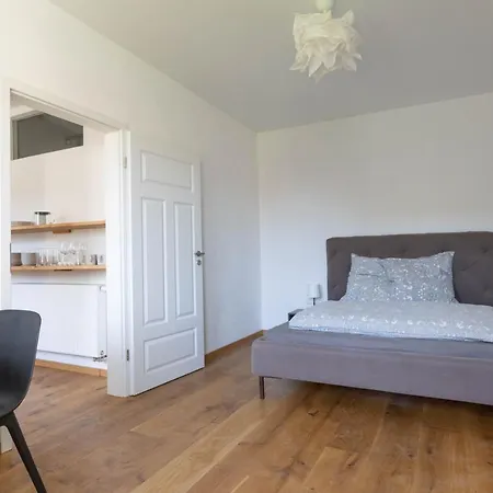 Landstiltraum Mit Zwei Schlafzimmern Zwischen L/dd Appartement Mugeln