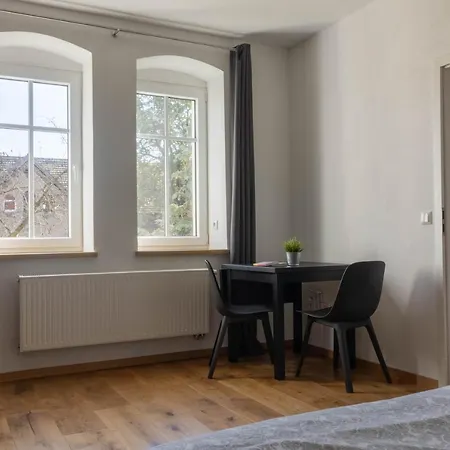 Landstiltraum Mit Zwei Schlafzimmern Zwischen L/dd Mugeln