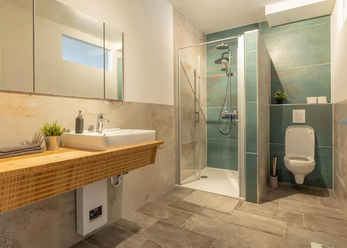 Landstiltraum Mit Zwei Schlafzimmern Zwischen L/dd